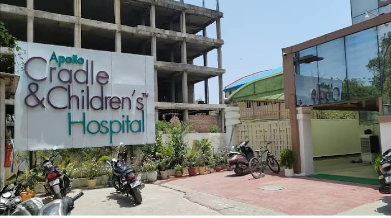 अपोलो क्रैडल एंड चिल्ड्रेंस हॉस्पिटल को खरीदने में कई पीई फर्मों के दिलचस्पी दिखाने का अनुमान