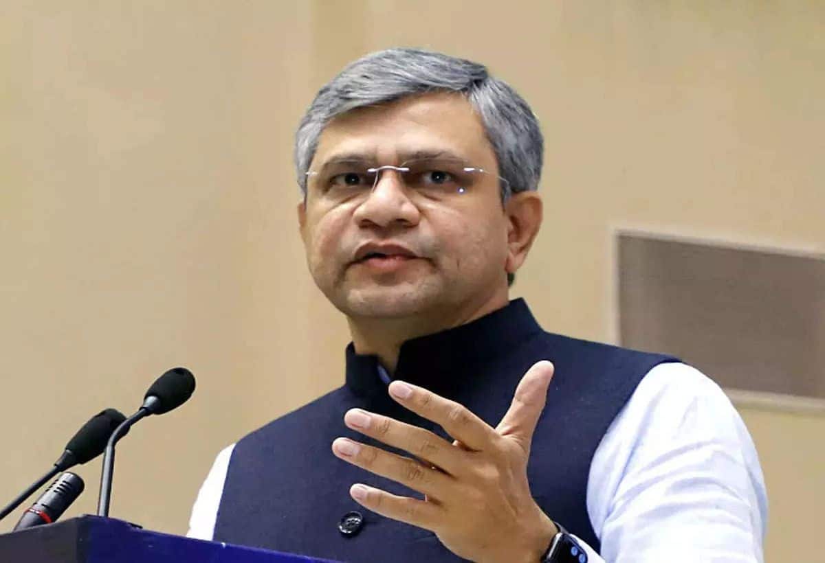 Ashwini Vaishnav: अश्विनी वैष्णव ने सेमीकंडक्टर को लेकर सरकार के प्लान के बारे में बताया, कहा-यह नई नौकरियों के लिए ग्रोथ का इंजन बनेगा