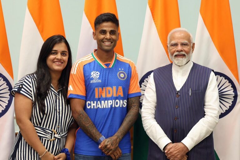 जब देश के लीडर ऐसे हो तो..PAK को हराने के बाद PM मोदी के रंग में रंगे सूर्या