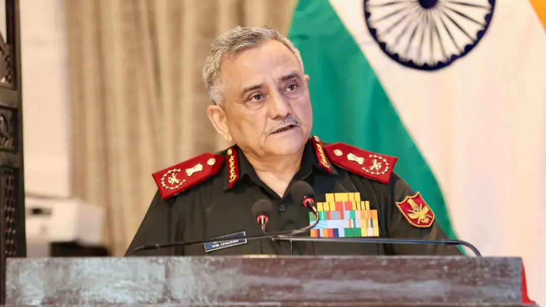 Operation Sindoor: भारत ने हमले के लिए क्यों चुना रात 1:00 से 1:30 के बीच का समय? CDS अनिल चौहान ने बताई वजह