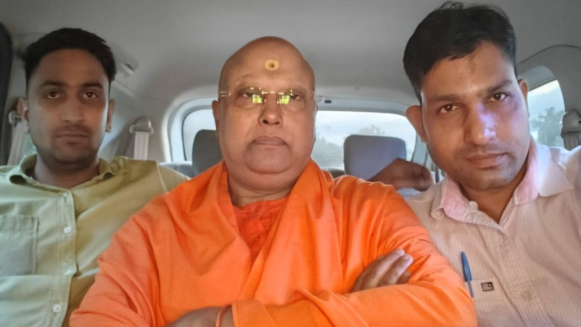 BREAKING: चैतन्यानंद को आगरा से किया गया गिरफ्तार, आश्रम में छात्राओं के साथ करता था 'गंदा काम'