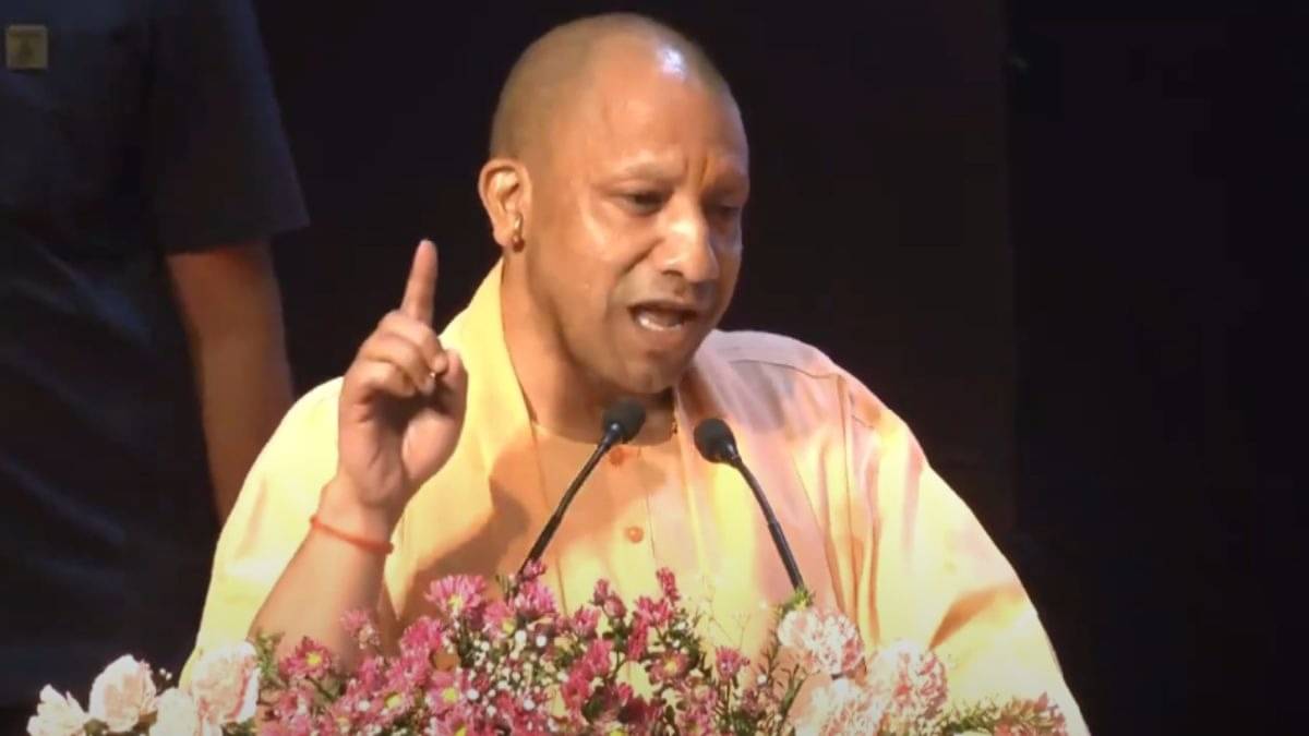 'आत्मनिर्भर भारत के स्वदेशी मॉडल के साथ-साथ पीएम मोदी के....,' UP ट्रेड शो को सीएम योगी ने बताया 'मेक फॉर द वर्ल्ड विजन' का स्वरूप