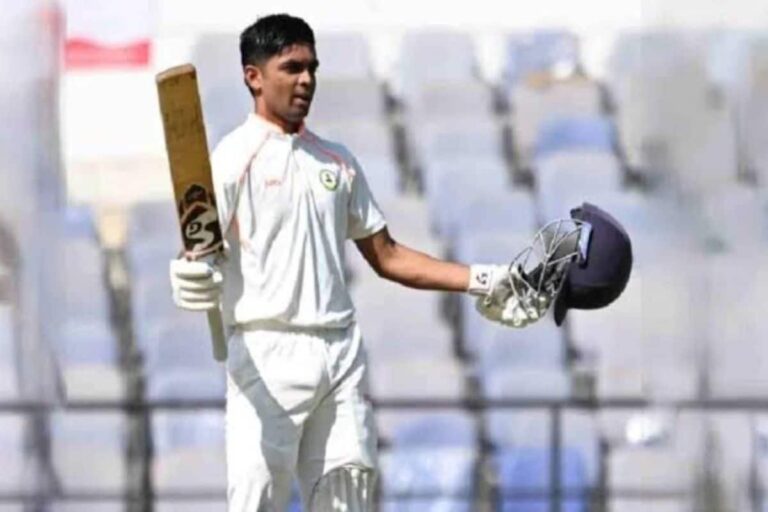 दलीप ट्रॉफी के लगातार दूसरे इम्तिहान में मालेवर पास, दोहरे शतक के बाद अर्धशतक