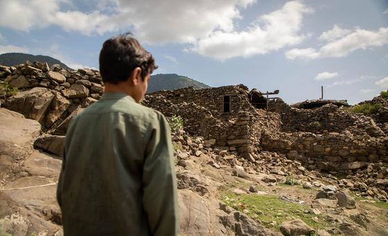 अफ़ग़ानिस्तान: भूकम्प के झटकों के बीच, प्रभावित आबादी तक राहत पहुँचाने के प्रयास