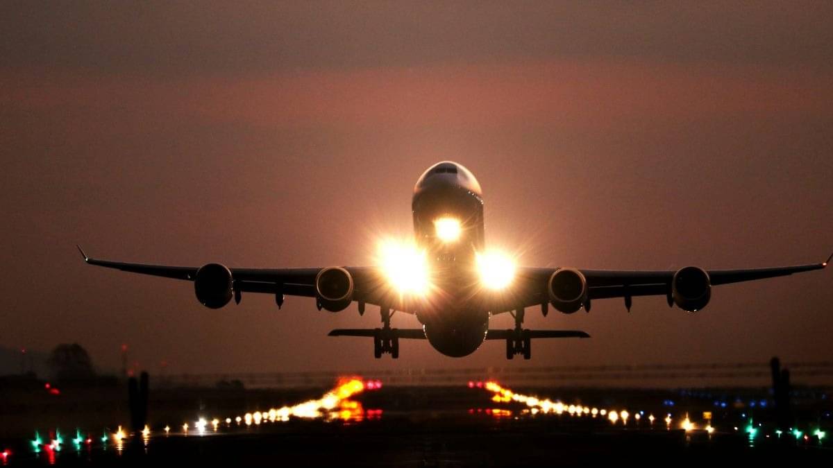 नोएडा का जेवर एयरपोर्ट अगले महीने इस तारीख से होगा शुरू, पहले चरण में मुंबई, कोलकाता, हैदराबाद के लिए होंगी सीधी उड़ानें