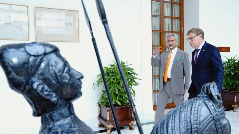 ट्रंप का खौफ या... क्या था वो सवाल जिस पर जर्मन विदेश मंत्री का सूख गया गला, पीने लगे पानी और जयशंकर मुस्कुराए बिना न रह पाए