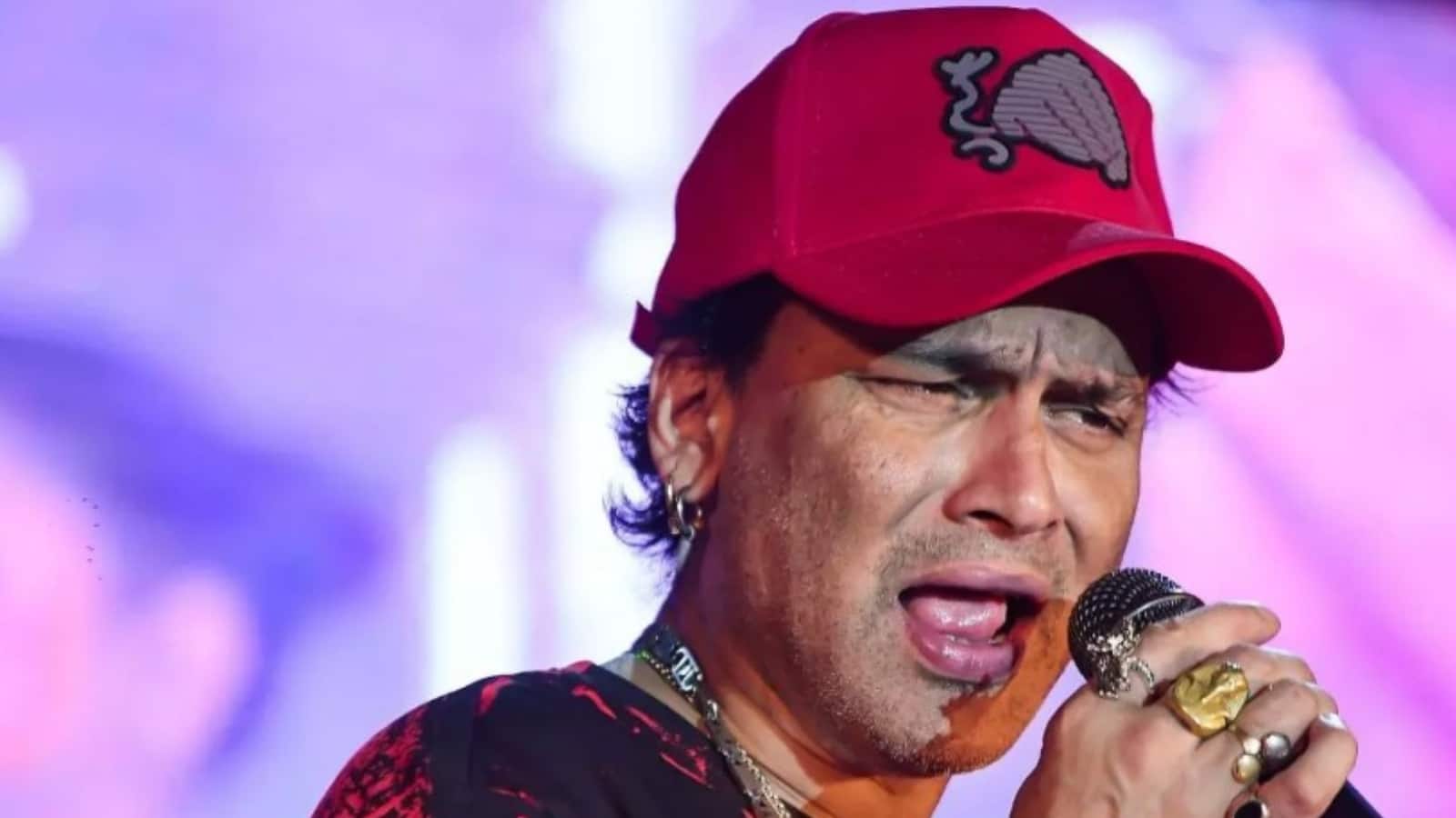 Zubeen Garg: जुबीन गर्ग का आखिरी वीडियो देख फैंस के छलके आंसू, मौत से पहले भी गा रहे थे गाना