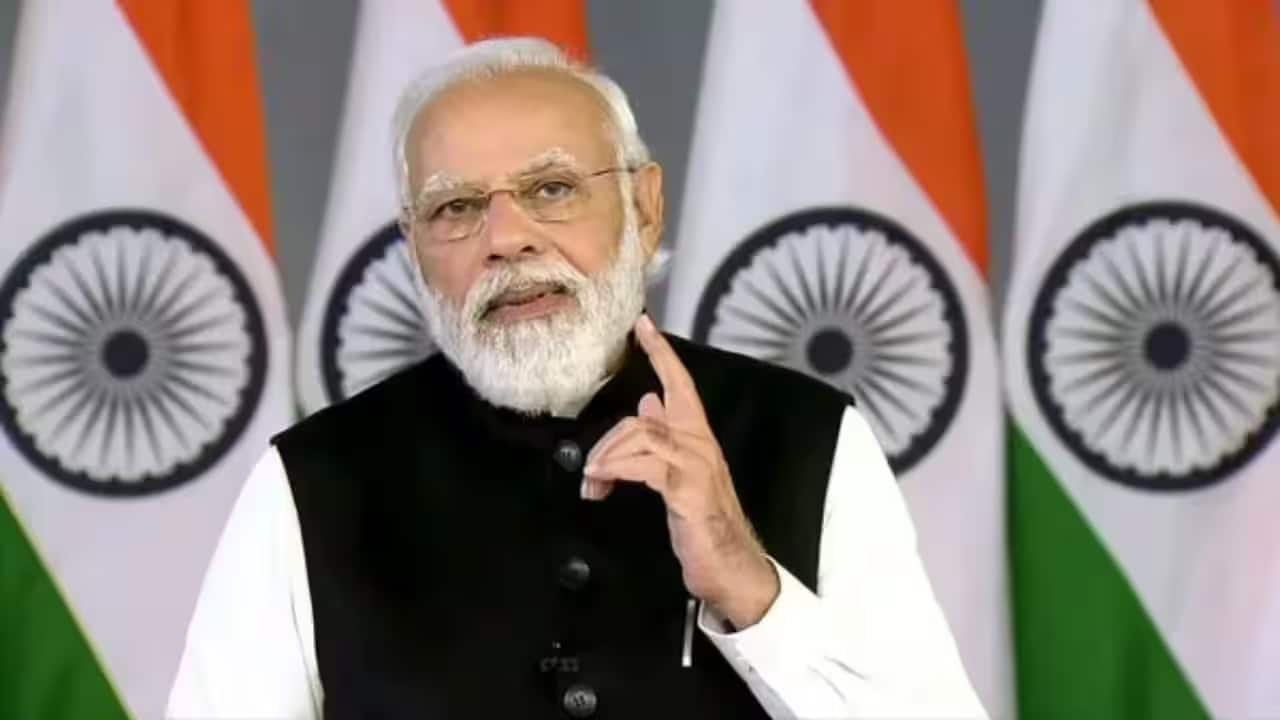 प्रधानमंत्री नरेंद्र मोदी ने कहा-जीएसटी रिफॉर्म्स जारी रहेगा जिससे टैक्स का बोझ घटेगा