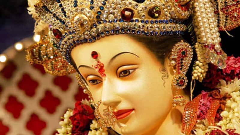 Shardiya Navratri 2025: आज से नवरात्र का शुभारंभ, जाने पहले दिन क्या हैं मां शैलपुत्री की पूजा की विधि और कलश स्थापना का शुभ मुहूर्त
