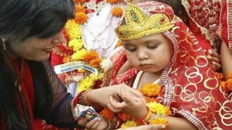 Shardiya Navratri: कन्या पूजन के लिए कल मिलेंगे इतने मुहूर्त, महाअष्टमी और महानवमी दोनों दिन कर सकते हैं कन्या भोज