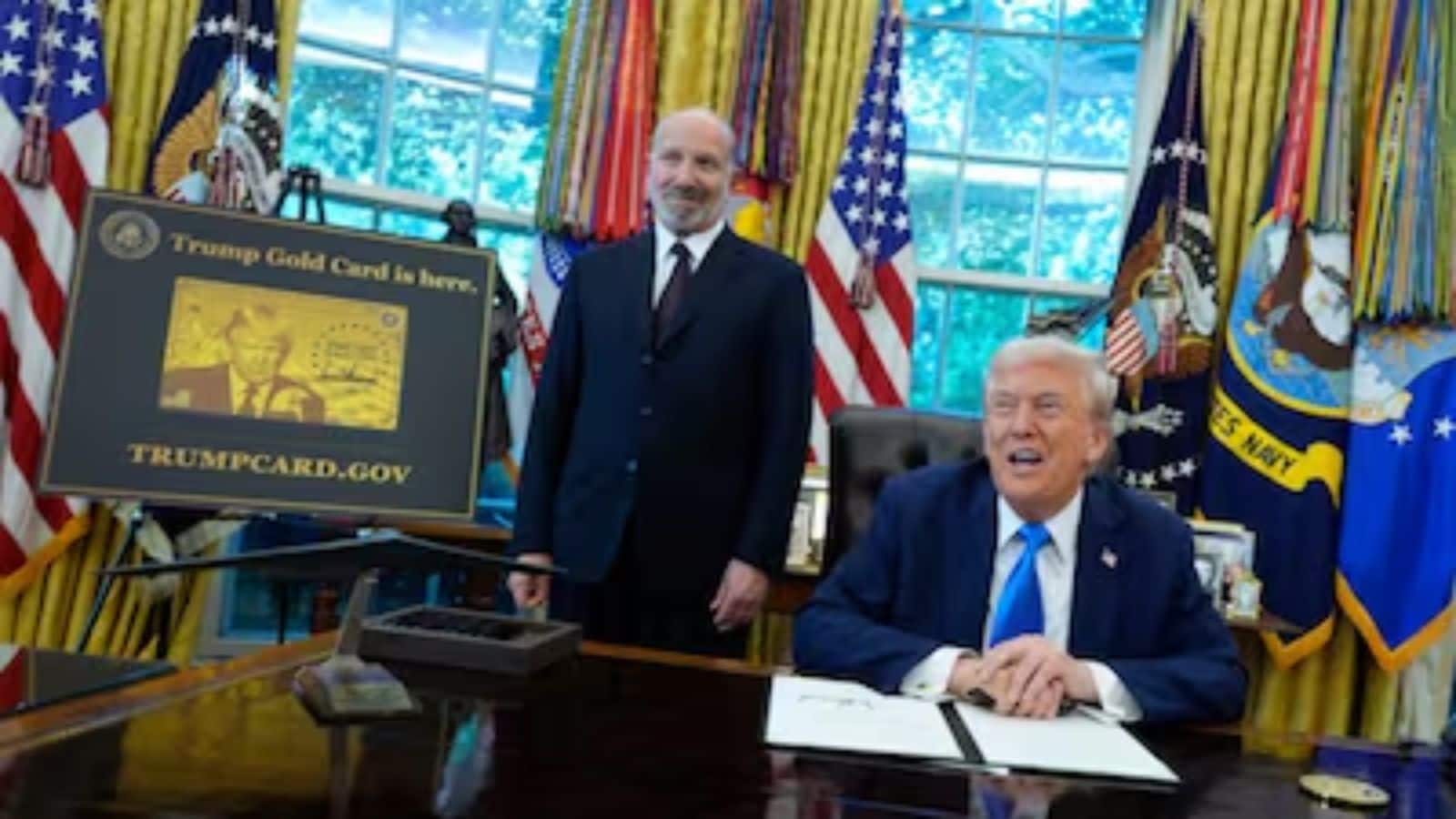 नए H-1B वीजा पर ₹8800000 की फीस लगाने के बाद ट्रंप का बड़ा कदम, खत्म होगा लॉटरी सिस्टम, ज्यादा सैलेरी वालों को मिलेगी प्राथमिकता