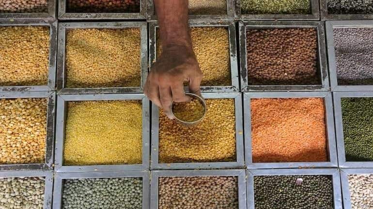 किसानों को मिल सकती है बड़ी राहत, सरकार दालों के इंपोर्ट पर जल्द लगा सकती है ड्यूटी