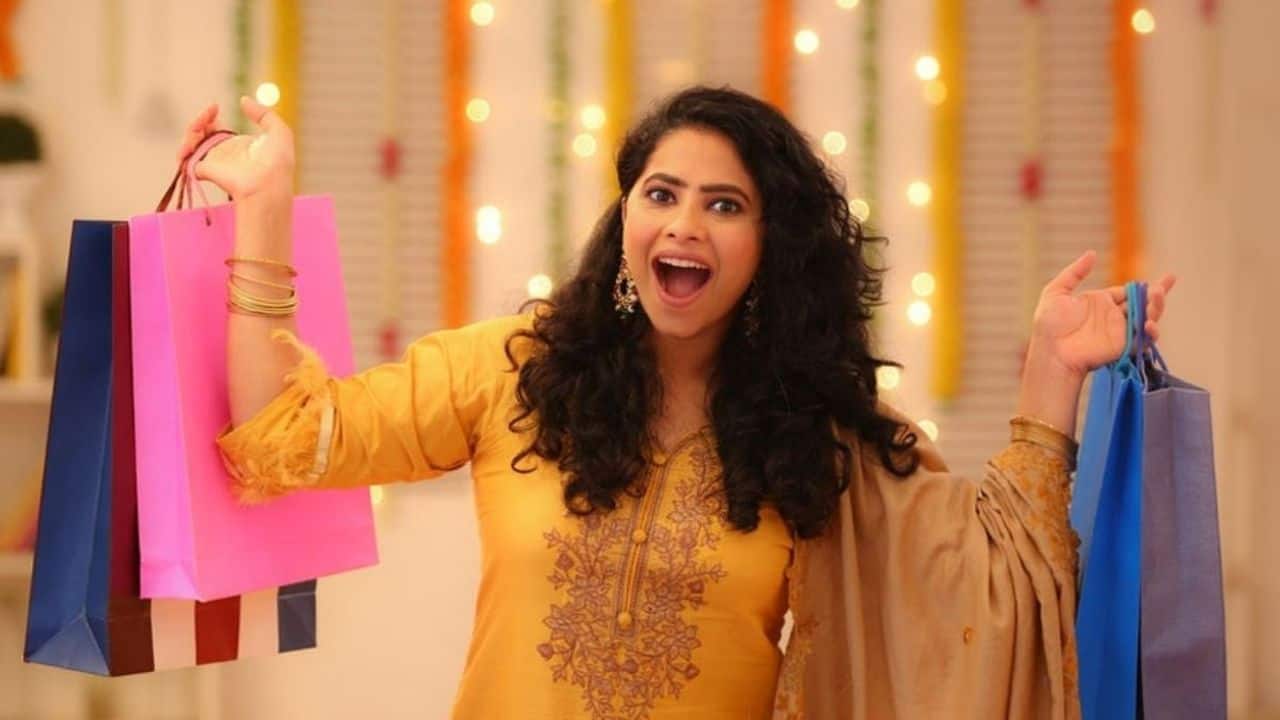 त्योहारों पर बजट को कैसे करें बैलेंस? जानें खर्च करने के स्मार्ट टिप्स