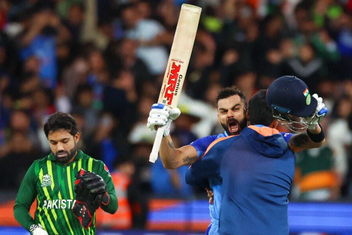 विराट के रौद्र रूप से थर्राया था पाकिस्तान, चेहरा दिखाने लायक नहीं थे पडोसी