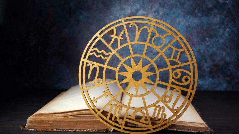 सेलिब्रिटी एस्ट्रोलॉजर चिराग दारूवाला से जानें अक्टूबर में कैसा रहेगा बाजार, राशि के हिसाब से क्या हो निवेश स्ट्रैटेजी