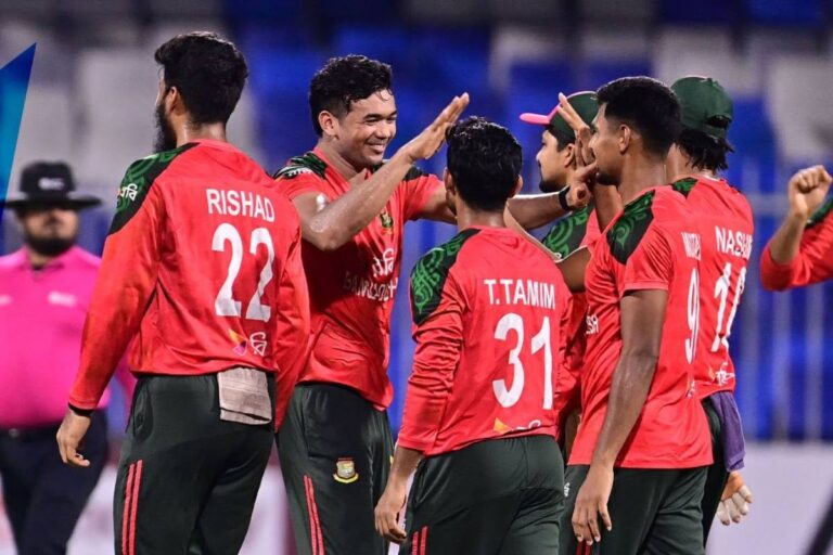 ओपनर्स की शतकीय साझेदारी, फिर 10 रन के अंदरगंवाए 6 विकेट, जीता बांग्‍लादेश