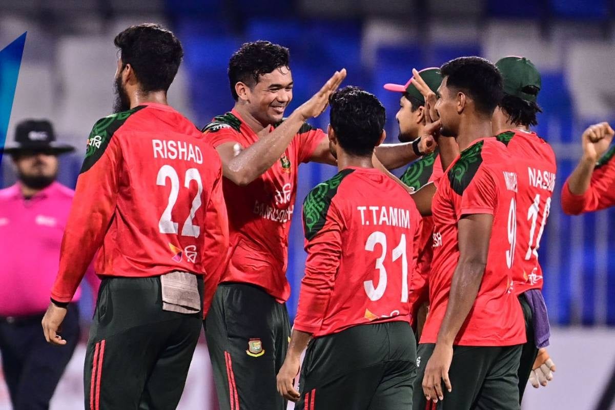 ओपनर्स की शतकीय साझेदारी, फिर 10 रन के अंदरगंवाए 6 विकेट, जीता बांग्‍लादेश