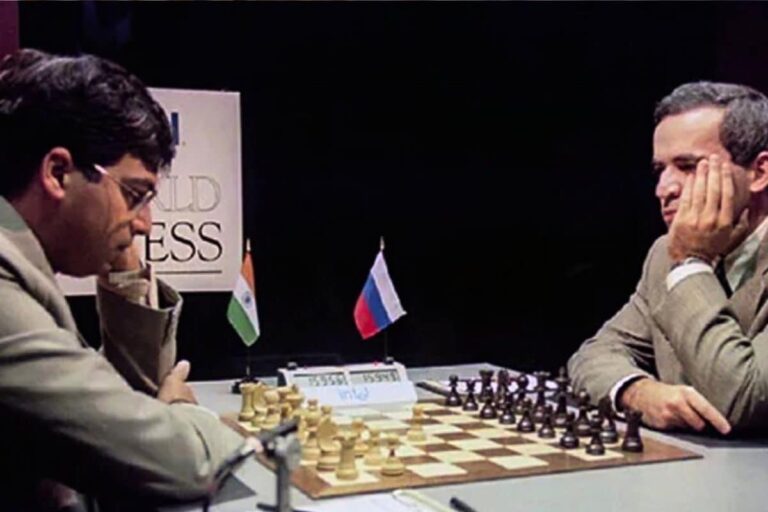 शतरंज की बिसात पर फिर आनंद-कास्परोव के बीच शह-मात का खेल