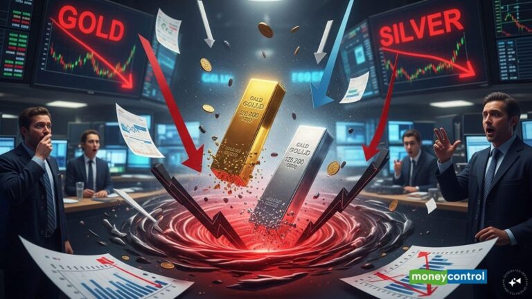 Gold Silver prices crash: फिर क्रैश हुए सोना और चांदी, 3% से ज्यादा गिरे दाम; जानिए कारण