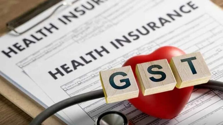 Health Insurance: जीरो GST के बाद हेल्थ इंश्योरेंस की मांग में बड़ा उछाल, जानिए सस्ते में कैसे पाएं हेल्थ इंश्योरेंस के फायदे
