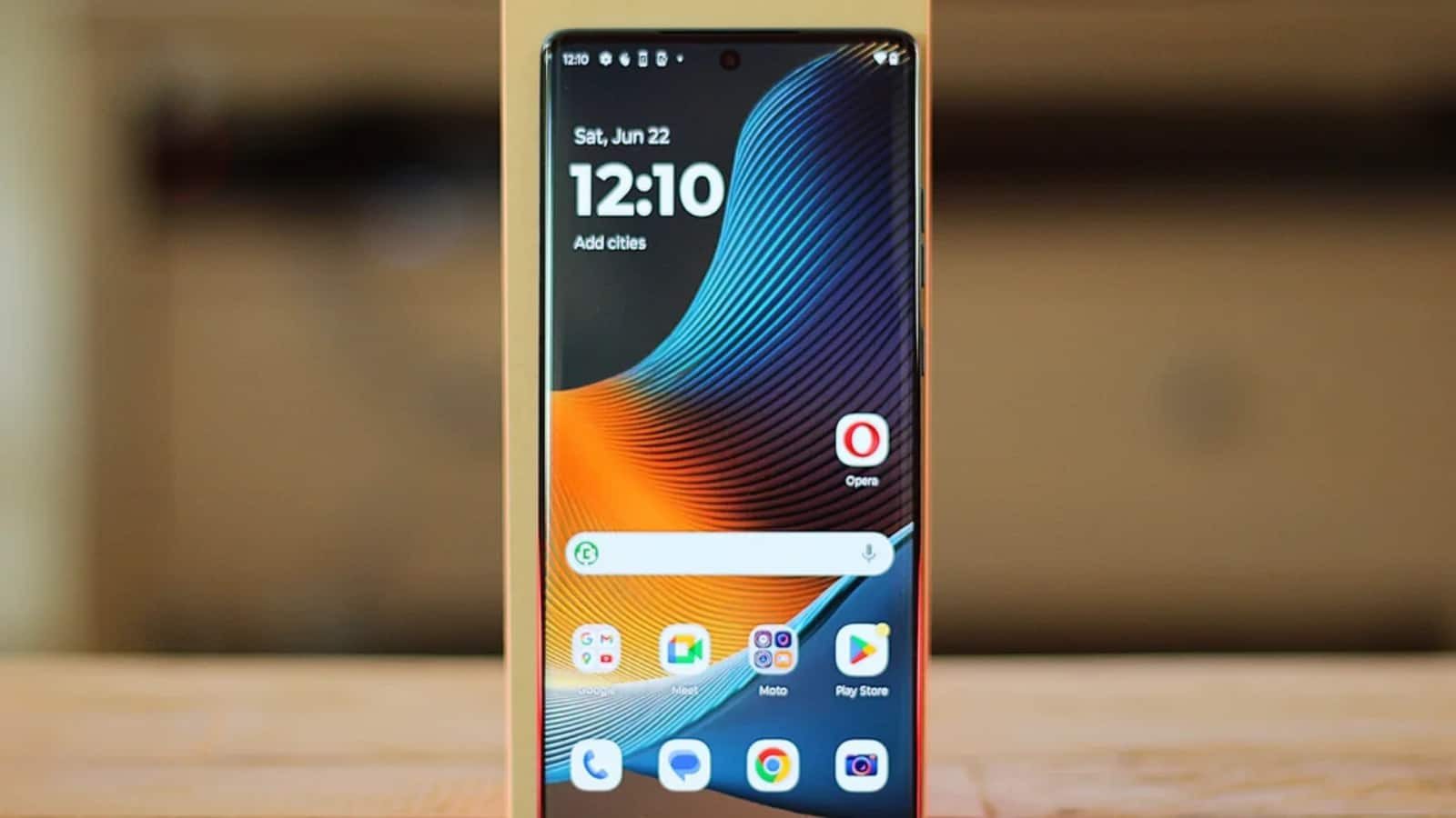 Snapdragon 7s Gen 2 प्रोसेसर और 12GB RAM वाले Motorola Edge 50 Fusion पर मिल रहा डिस्काउंट, कीमत सिर्फ 18,999 रुपये