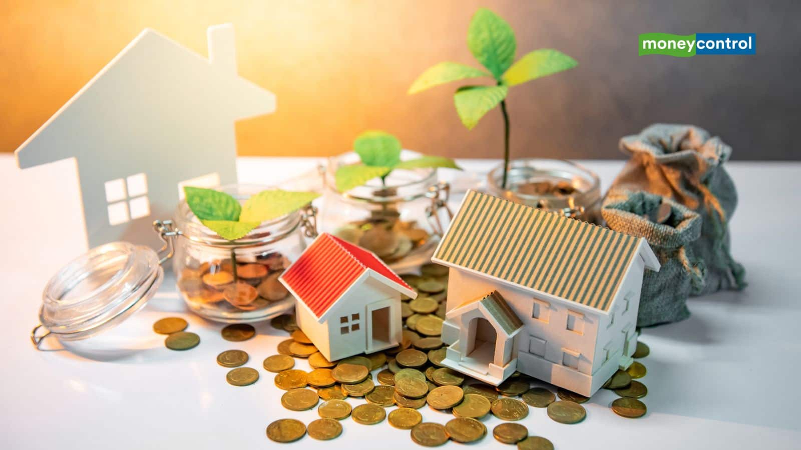 प्रॉपर्टी खरीदे बगैर रियल एस्टेट में कैसे करें निवेश? नियम-शर्तों के साथ समझिए कमाई का हिसाब