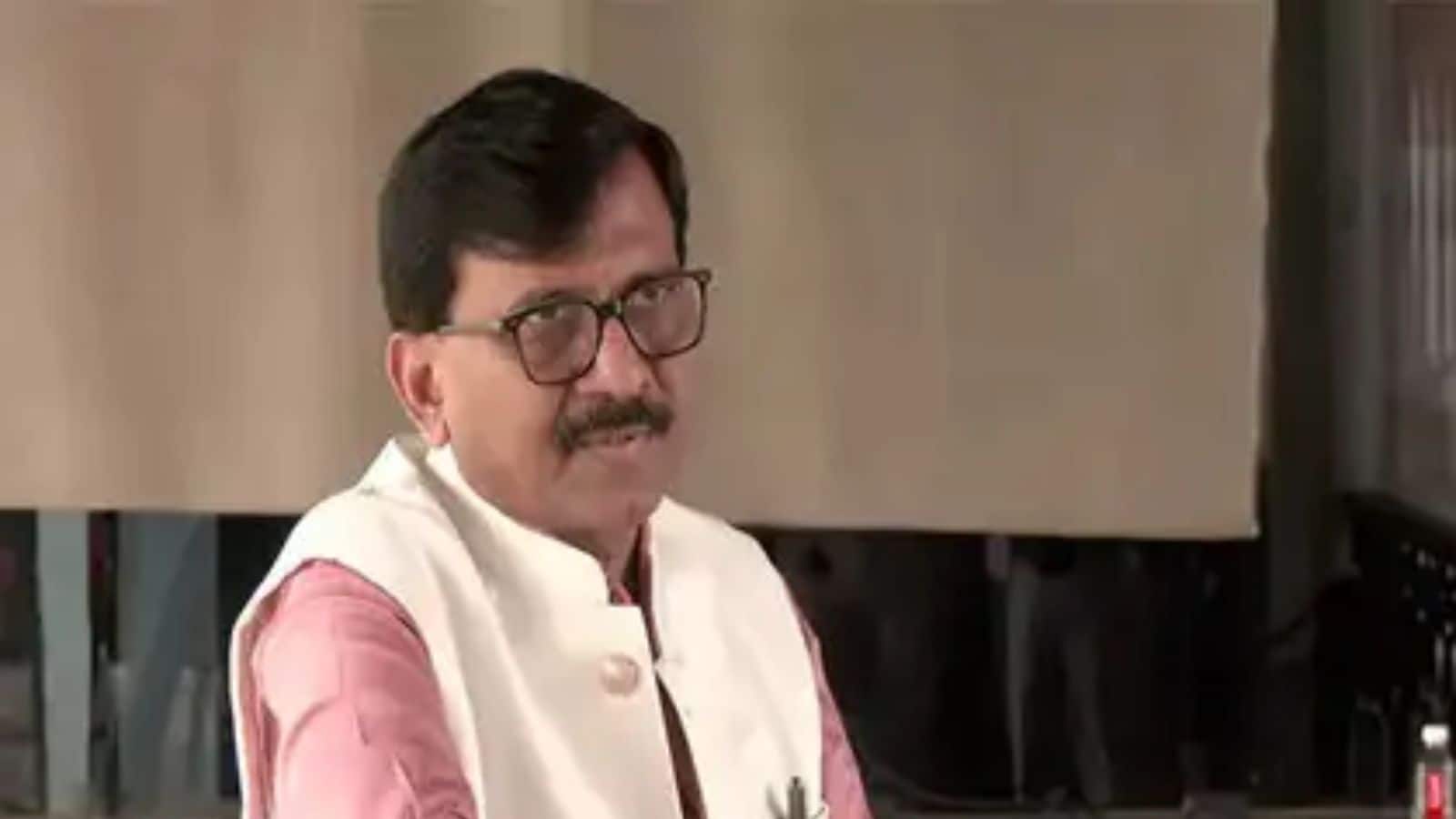 Sanjay Raut: ‘सभी कार्यक्रमों से दूरी...’, संजय राउत की बिगड़ी तबीयत, पीएम मोदी ने कही ये बात