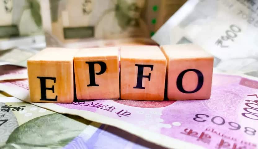 Life Certificate: जीवन प्रमाण पत्र जमा करने का तरीका अब हुआ और भी आसान, घर बैठे मोबाइल से करें प्रक्रिया पूरी