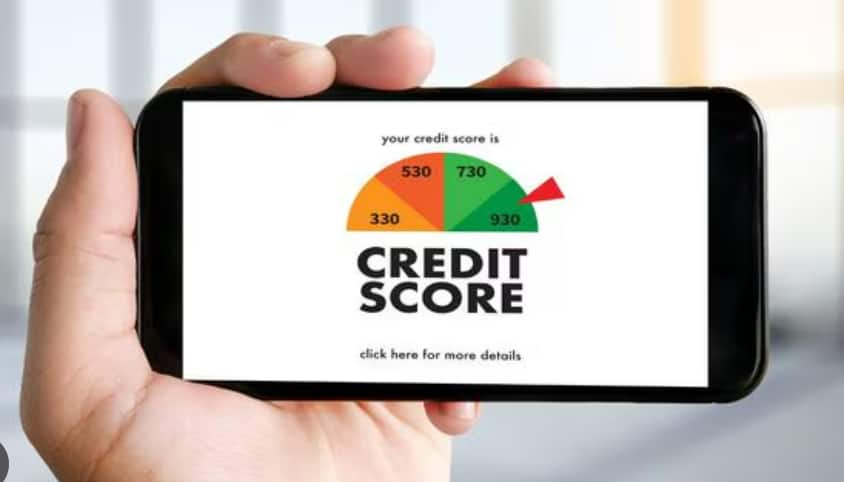 Credit Score: क्या ज्यादा कमाई बढ़ाती है आपका क्रेडिट स्कोर? जानिए पूरी सच्चाई और कारण