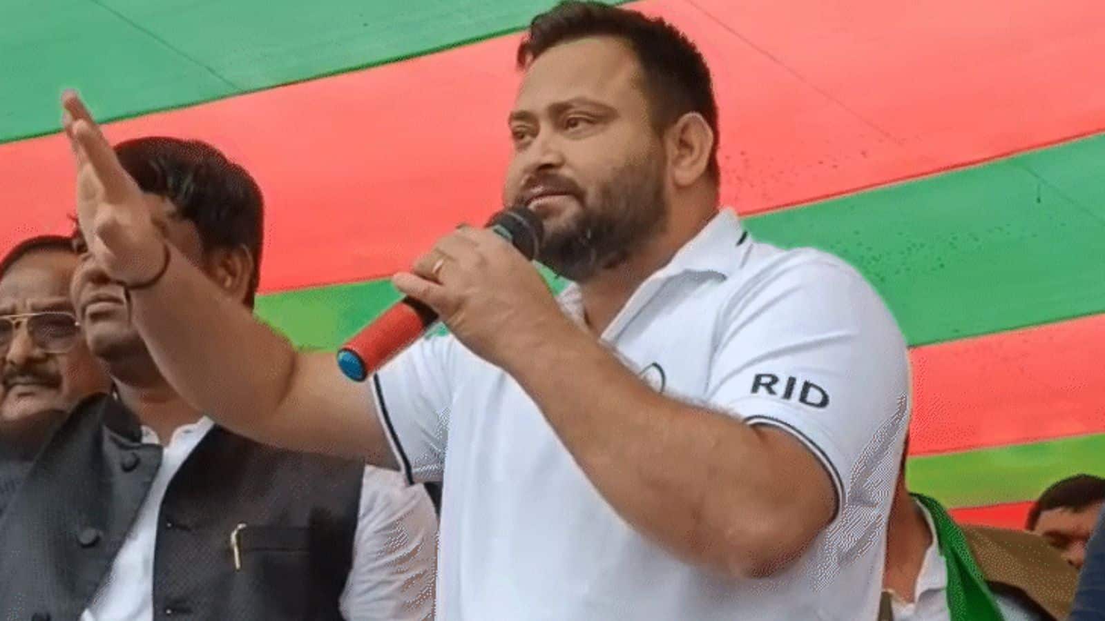 Bihar Elections 2025: 'हथियारों के साथ काफिला कैसे...', मोकामा हत्याकांड को लेकर तेजस्वी का अनंत सिंह पर हमला!