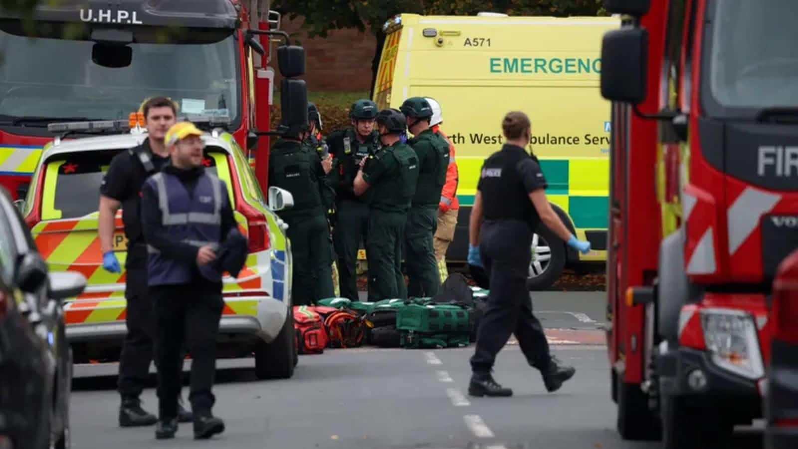 UK Attack: ब्रिटेन के मैनचेस्टर में यहूदी प्रार्थना स्थल पर हमला! दो लोगों की मौत, पुलिस ने हमलावर को मारी गोली