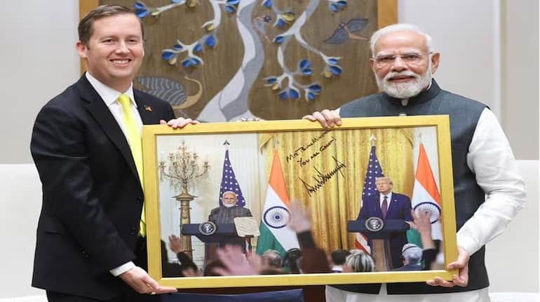 'पीएम मोदी को ट्रंप मानते हैं अपना खास दोस्त', अमेरिकी राजदूत सर्जियो गोर ने कही ये बात