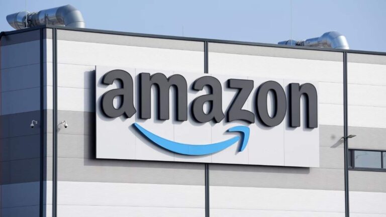 Amazon Layoffs: एमेजॉन में अब तक की सबसे बड़ी छंटनी, 14000 कर्मचारियों की एक साथ जाएगी नौकरी