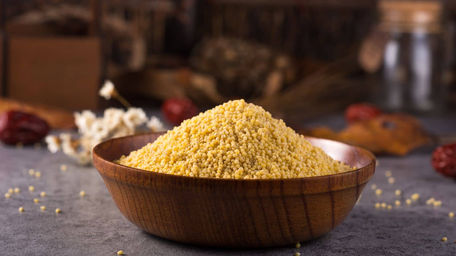 Weight Loss: चर्बी को जड़ से खत्म करता है बाजरा, जानें इसका चमत्कारी असर