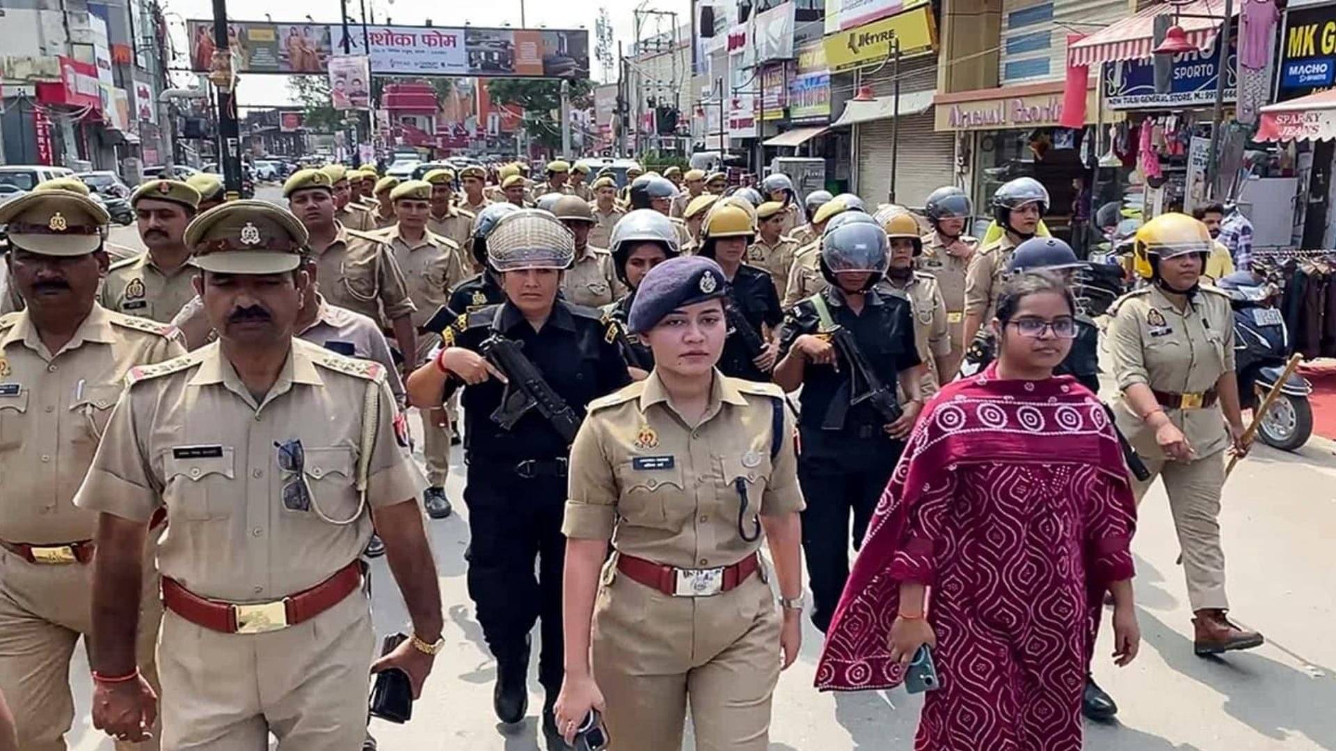 UP: जुमे की नमाज को लेकर हाई अलर्ट पर बरेली, चप्पे-चप्पे पर पुलिस की तैनाती, इंटरनेट भी बंद; हिंसा में अबतक 81 गिरफ्तारियां