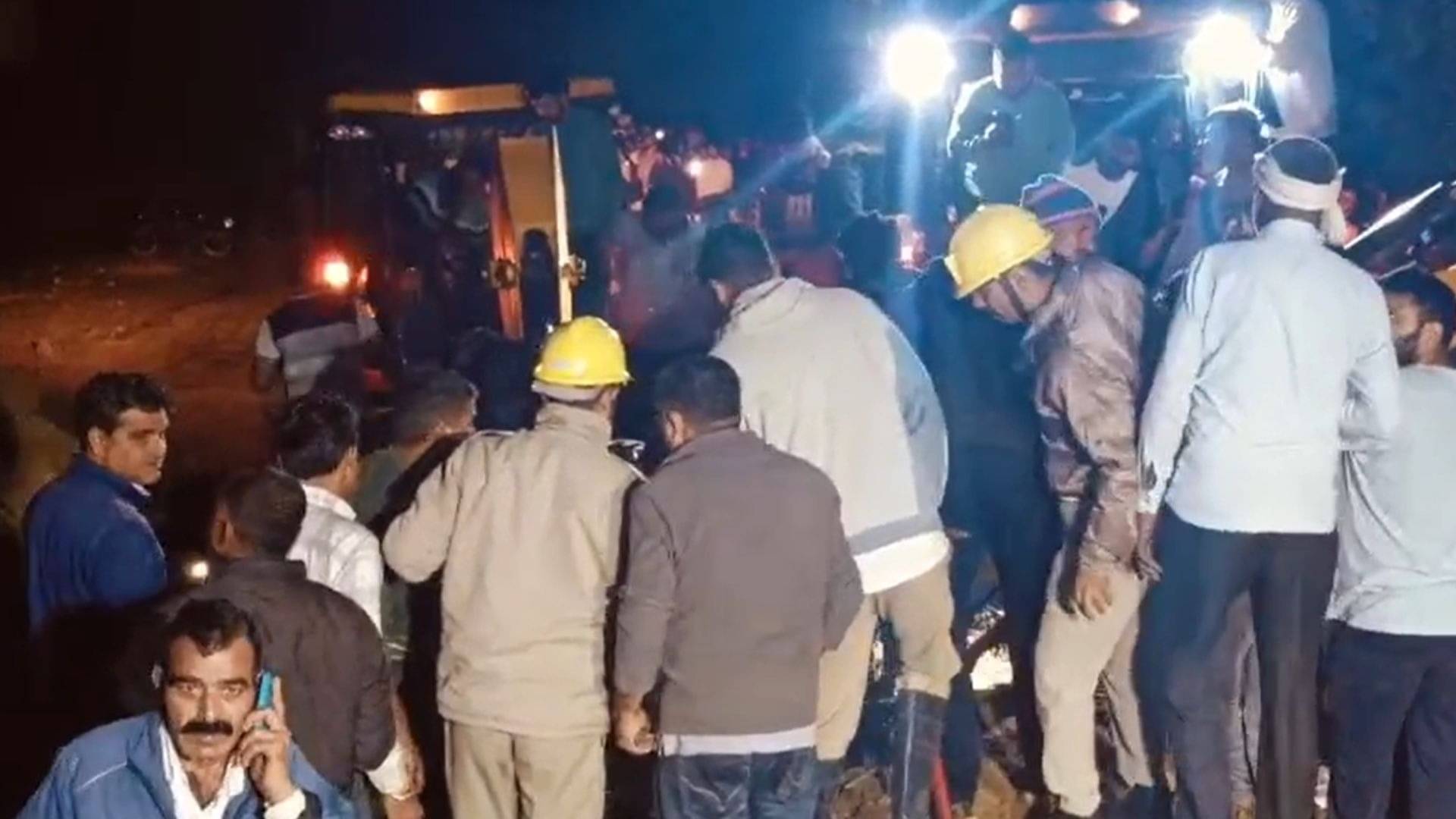 Himachal: 18 लोगों की मौत, लेकिन तीन मासूमों को कुछ नहीं हुआ... बिलासपुर के भीषण बस हादसे में दिखा भगवान का चमत्कार, जानिए अब तक क्या-क्या हुआ