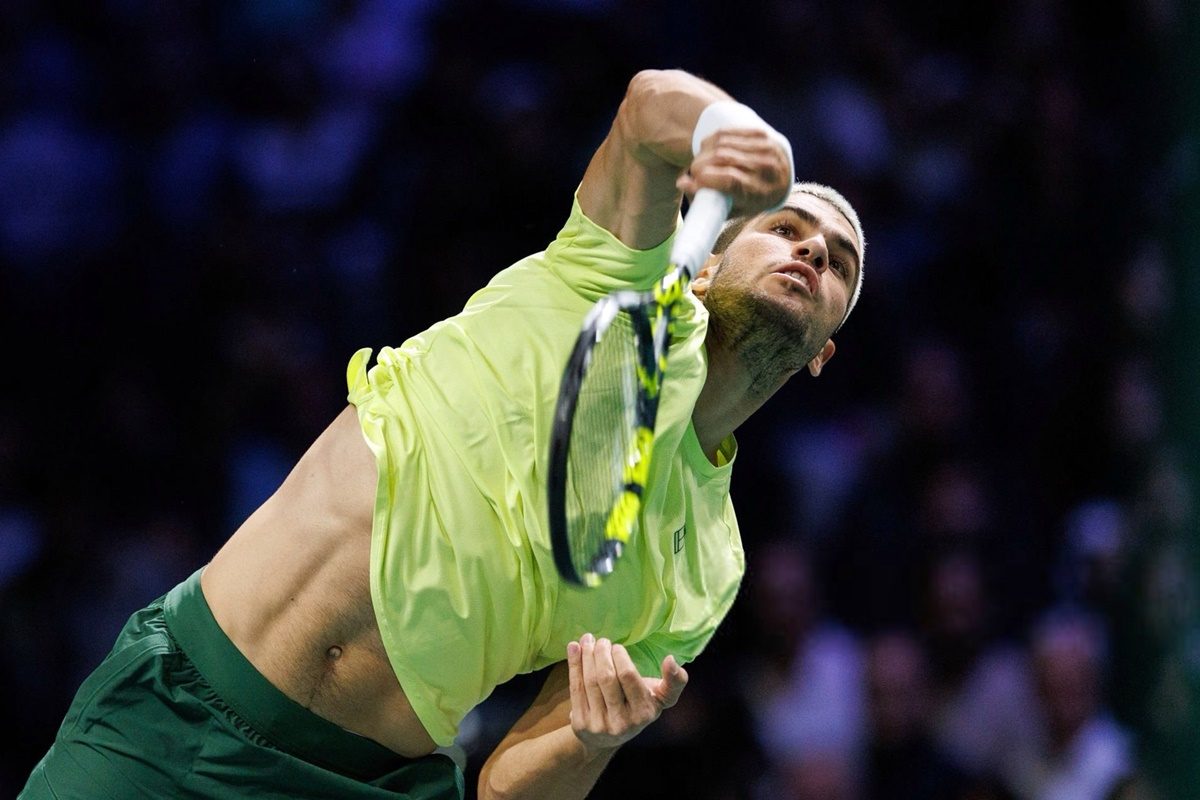 अल्काराज पेरिस मास्टर्स के दूसरे दौर में बाहर, 17 मैचों का विजय अभियान टूटा