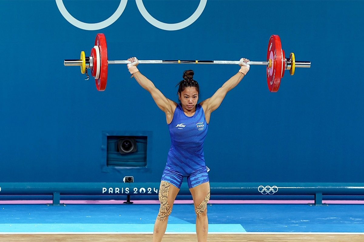 मीराबाई चानू का कमाल, विश्व चैंपियनशिप में जीता सिल्वर, गोल्ड से चूकीं दिग्गज