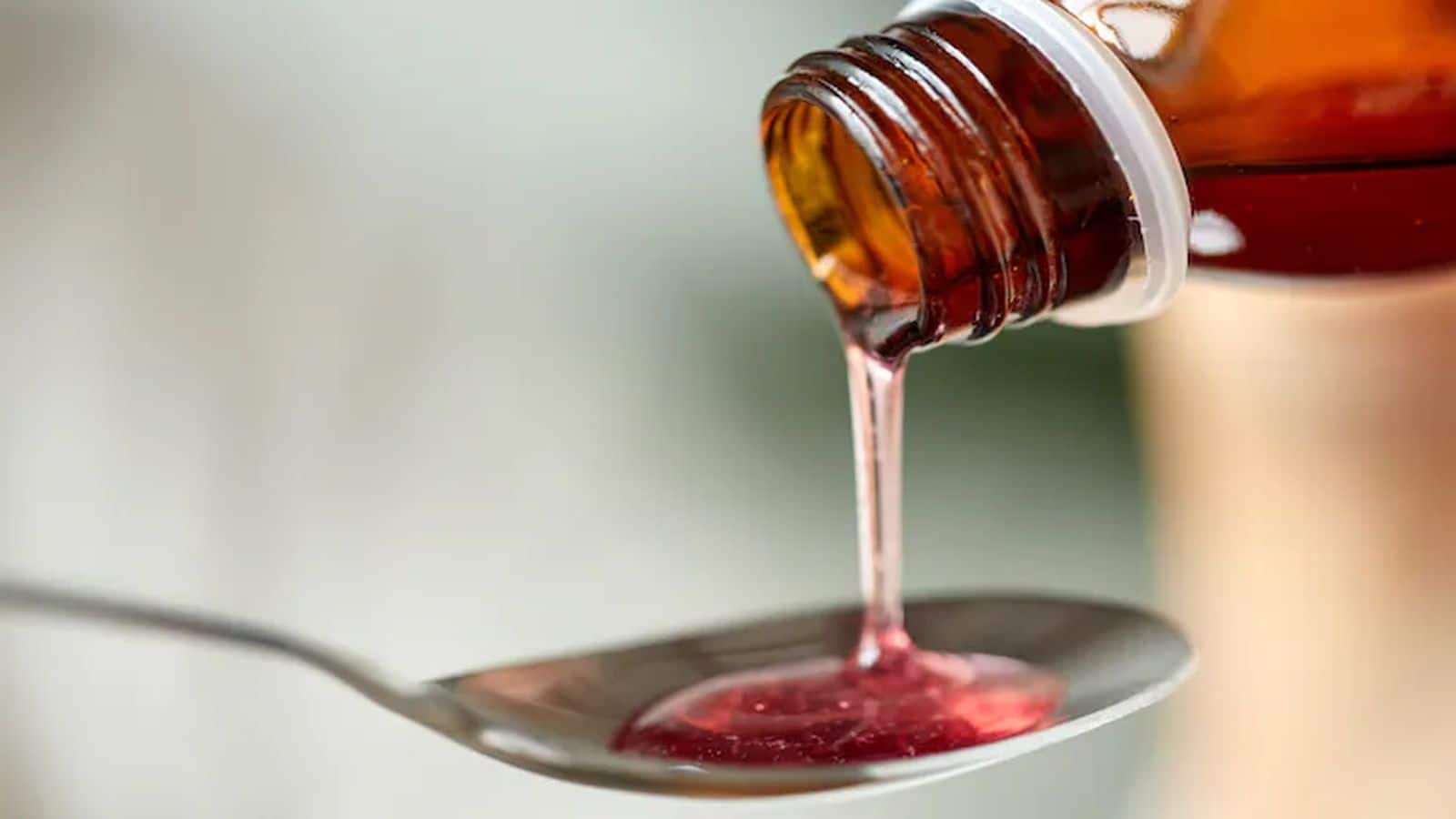 Coldrif Cough Syrup Ban: एमपी में 14 मासूमों की मौत के बाद राज्य सरकारों की खुली नींद! जानलेवा कफ सिरप बैन, NHRC ने भी जारी किया नोटिस