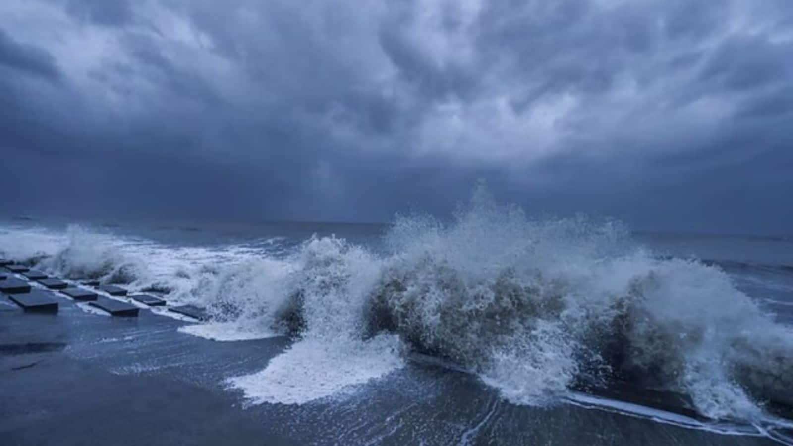 Hurricane Melissa: एक ओर 'मोंथा' का कहर, तो दूसरी ओर हैती में 'हरीकेन मेलिसा' के तांडव से 25 की मौत, भारत के इन राज्यों में आज बारिश का अलर्ट