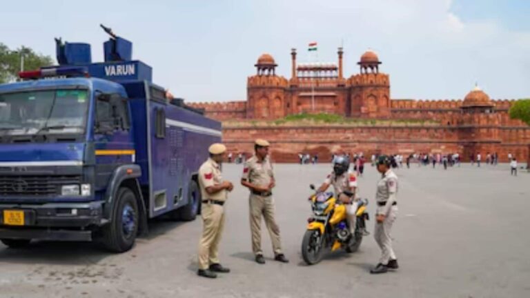 Duplicate Ghee: त्योहारी सीजन में 'जहर' बना रही कंपनियों पर दिल्ली पुलिस की कार्रवाई! 1,600 kg नकली घी ज़ब्त, 6 गिरफ्तार