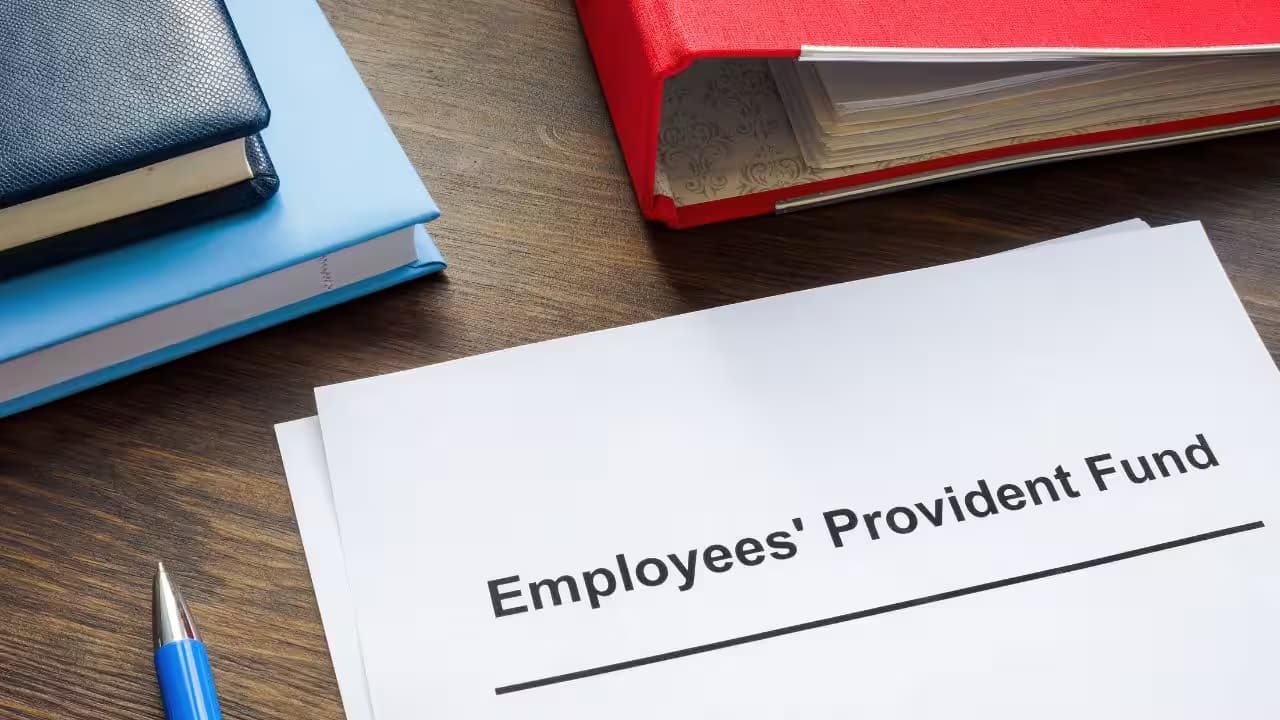 EPF Account: अगर आप ईपीएफ अकाउंट में कंट्रिब्यूशन रोक देते हैं तो क्या होगा?