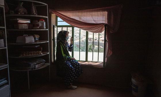 अफ़ग़ानिस्तान: ठप इंटरनैट, दूरसंचार सेवाओं ने बढ़ाई आम नागरिकों की बेबसी