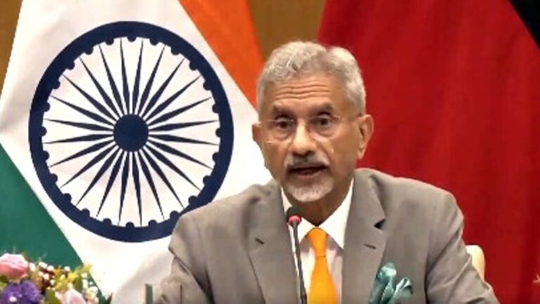 'अमेरिका ने भारत पर अनुचित टैरिफ लगाया', US के साथ कैसे सुलझेंगे रिश्ते? जयशंकर ने बताया
