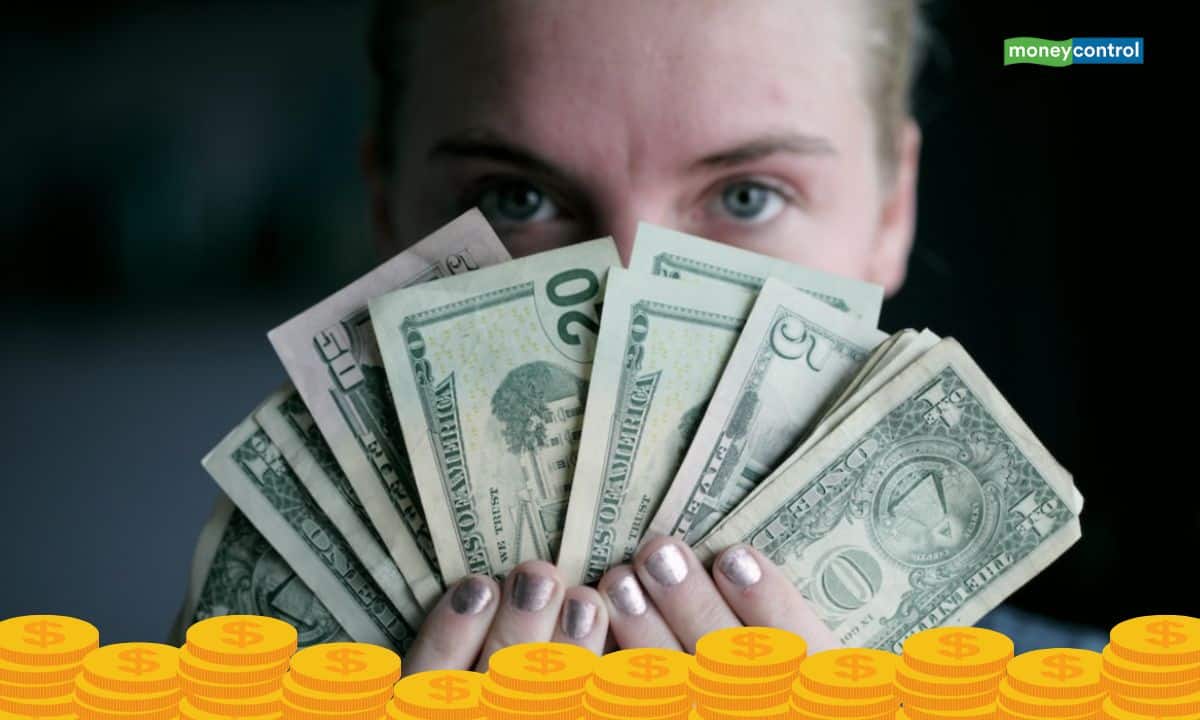 केरल के इस शख्स की रातों-रात बदली किस्मत...मैकेनिक ने लॉटरी में जीते 25 करोड़