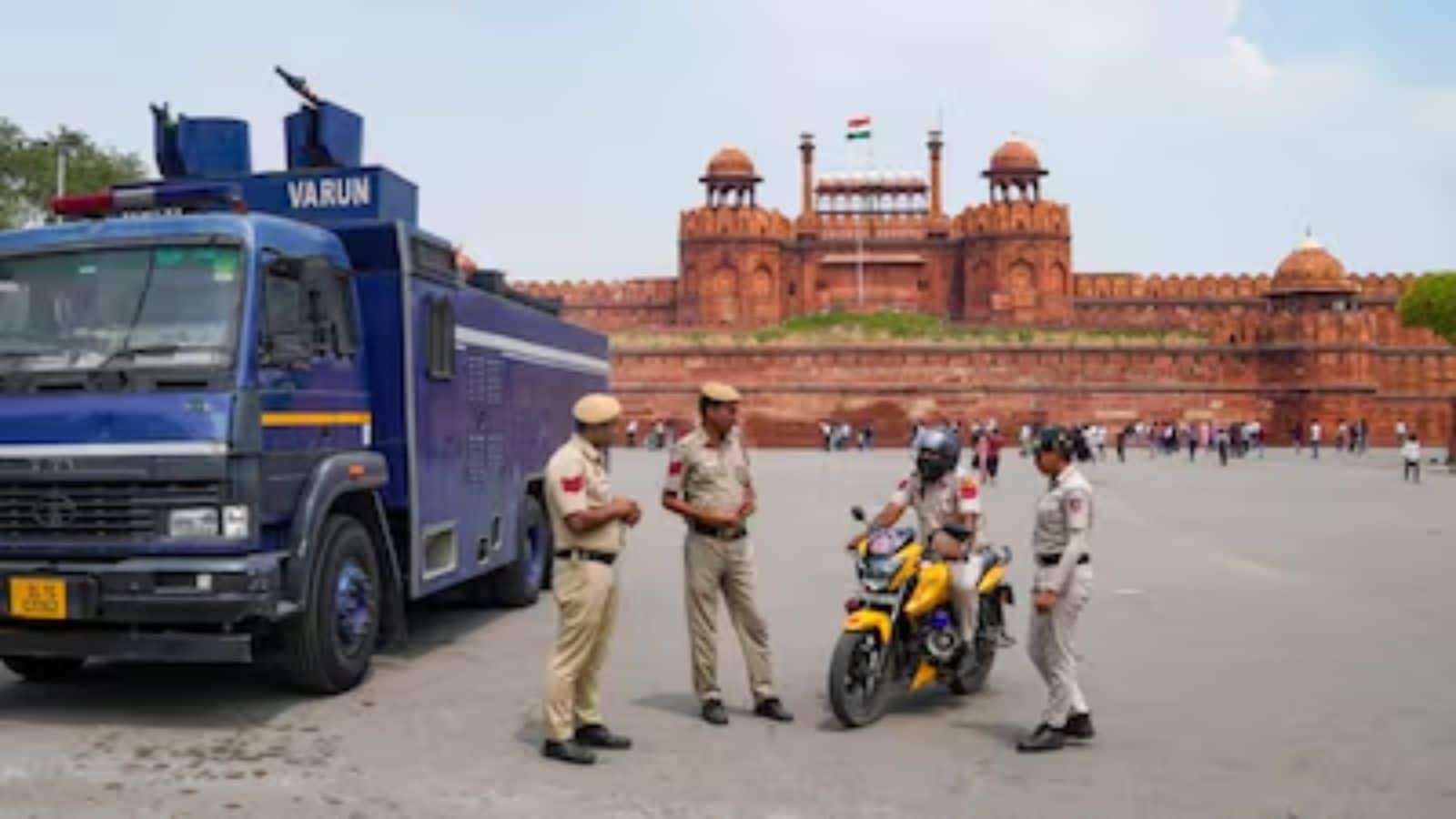 मुंबई के फर्जी BARC वैज्ञानिक का 'मृत' भाई दिल्ली में गिरफ्तार, पाकिस्तान से लिंक और जासूसी का आरोप, कई जाली पासपोर्ट बरामद