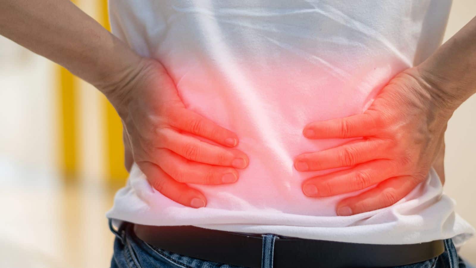 स्लिप डिस्क और पीठ दर्द से तुरंत राहत पाने के लिए ये 5 योगासन, रोजाना करें और देखें चमत्कार