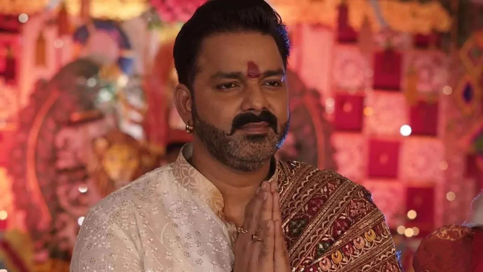 Bihar Elections 2025: भोजपुरी सुपरस्टार पवन सिंह का बड़ा ऐलान, नहीं लड़ेंगे बिहार विधानसभा चुनाव