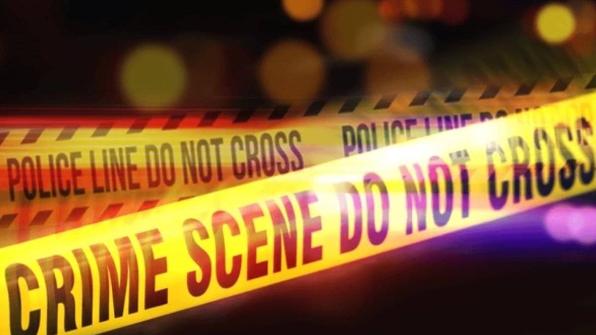 Speeding Car Accident: आगरा में बेकाबू कार ने घर के बाहर बैठे लोगों को रौंदा, 5 की जान गई... गुस्सैल भीड़ ने ड्राइवर पकड़कर पीटा