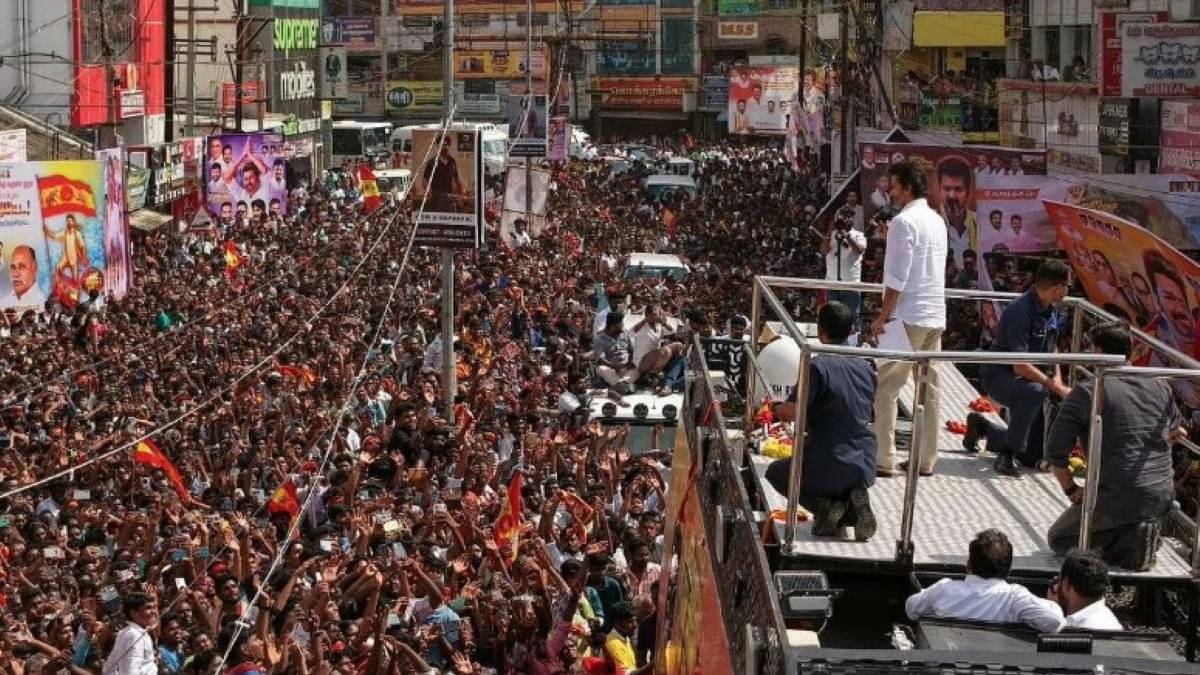 Karur stampede: करूर भगदड़ की जांच नहीं करेगी CBI, मद्रास हाई कोर्ट का बड़ा फैसला; SIT को सौंपा जांच का जिम्मा